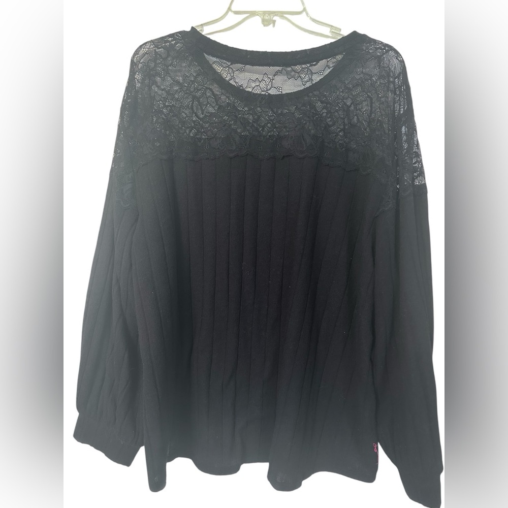 Maurices lace shoulder sweater, size 3X - Picture 2 of 6